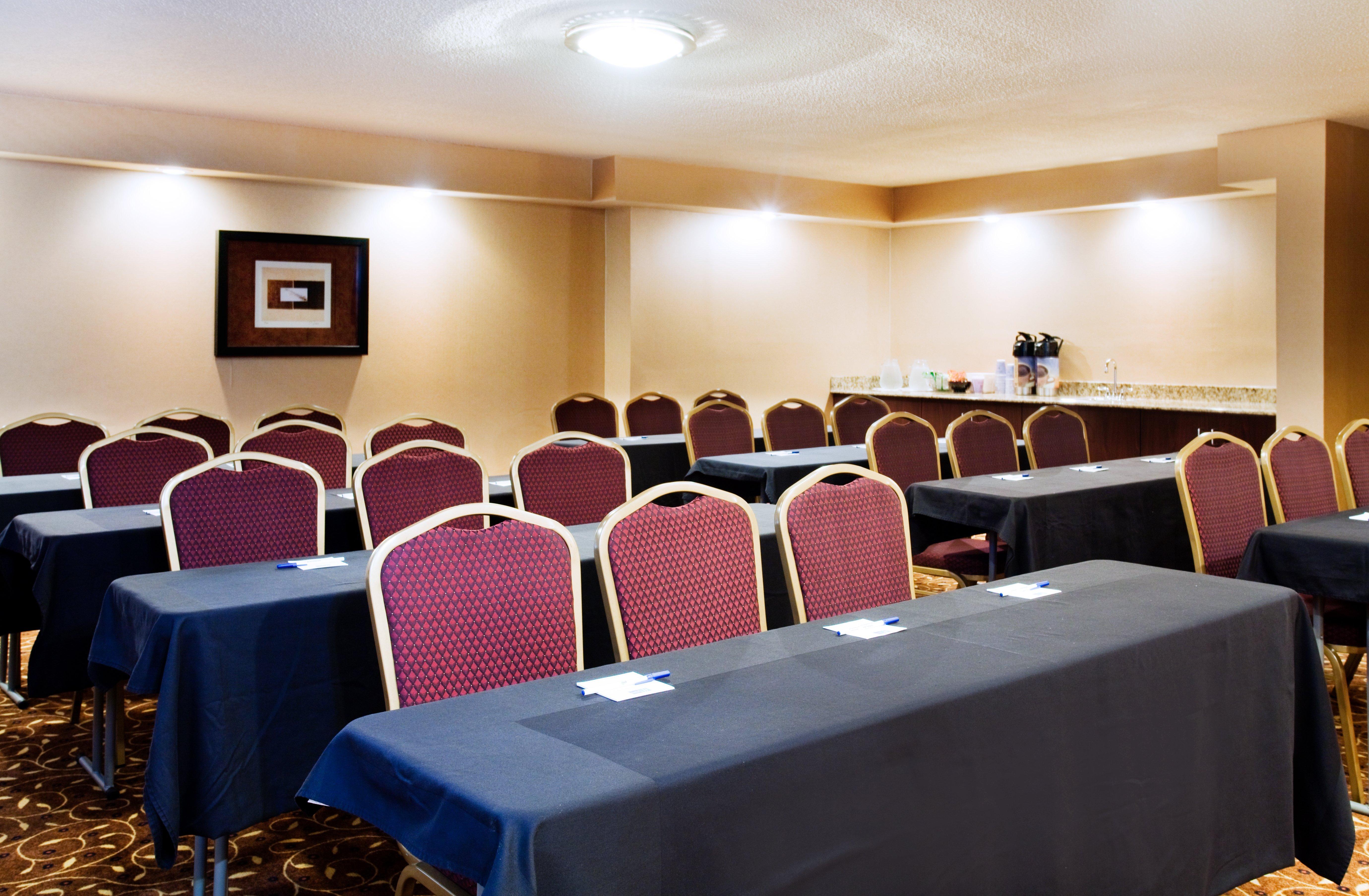 Holiday Inn Express Winston-Salem Medical Ctr Area Экстерьер фото