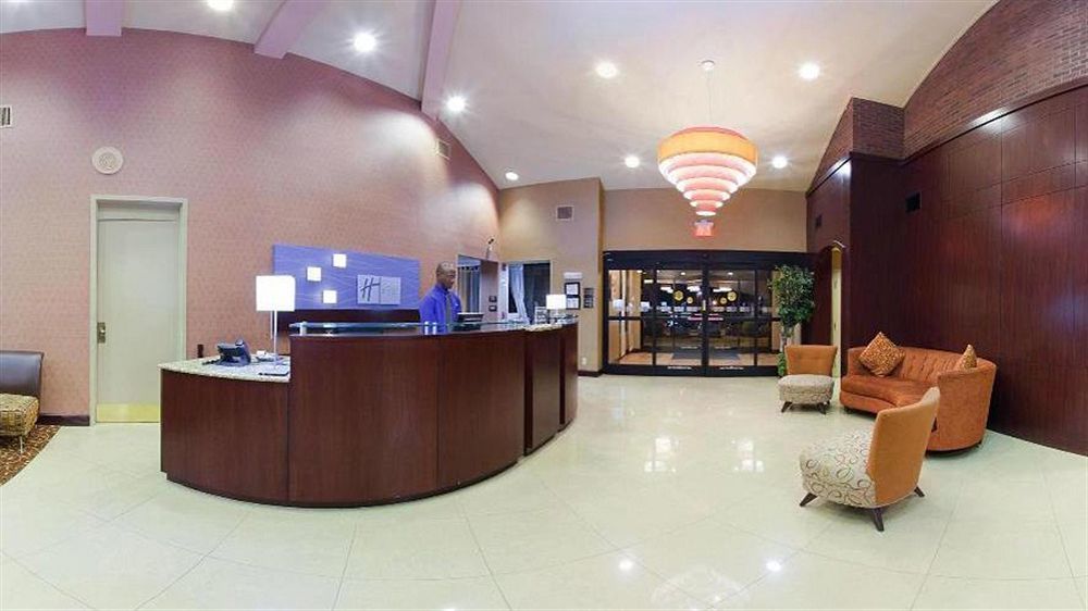Holiday Inn Express Winston-Salem Medical Ctr Area Экстерьер фото