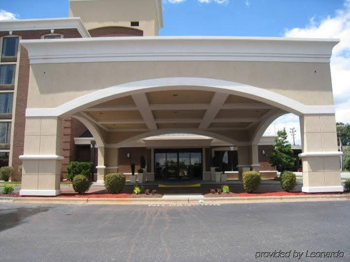 Holiday Inn Express Winston-Salem Medical Ctr Area Экстерьер фото